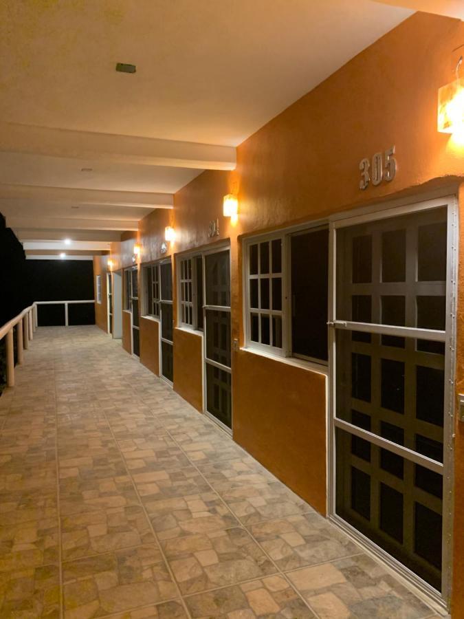 Hotel Punta Del Sol Зиполите Экстерьер фото